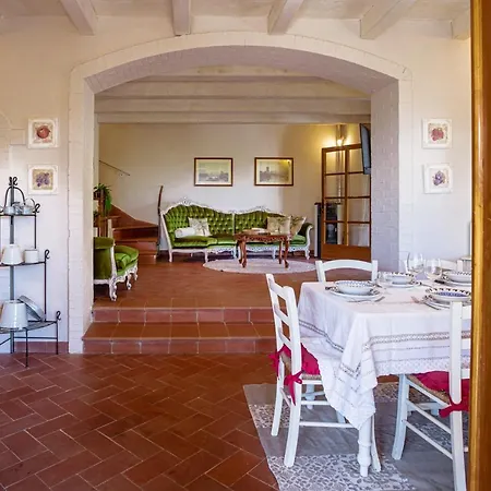 Adelma Fioraie Ferienhaus